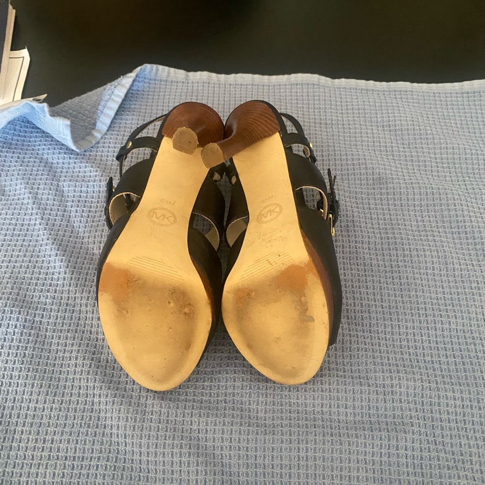 Elegant Black Leather Sandals